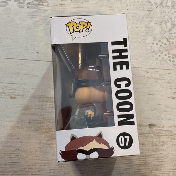 Funko Pop The Coon #07 South Park Exclusive Figure - Picture 5 of 11